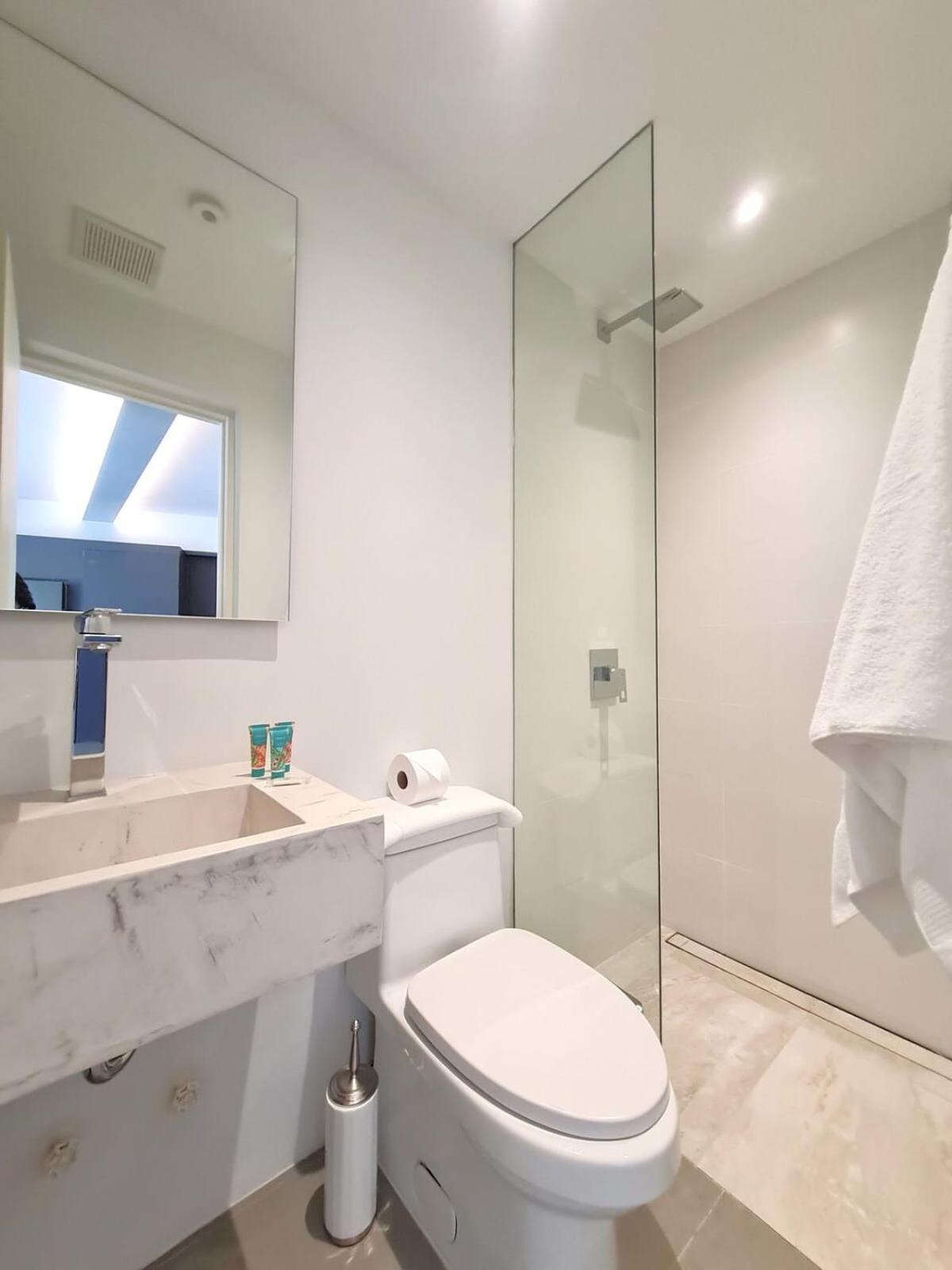 Designer 2Br With Pool In Casco Antiguo Apartment Panama City Ngoại thất bức ảnh