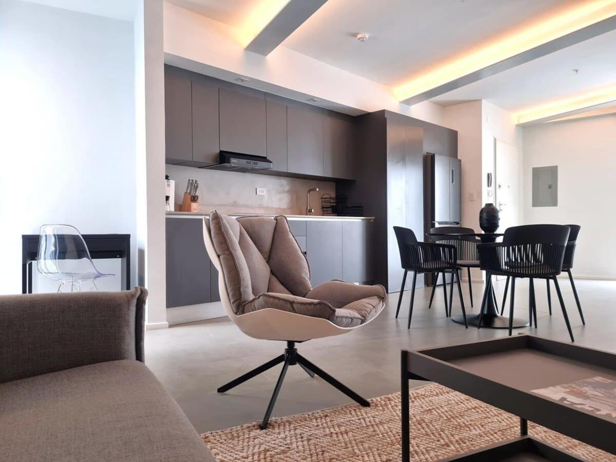 Designer 2Br With Pool In Casco Antiguo Apartment Panama City Ngoại thất bức ảnh