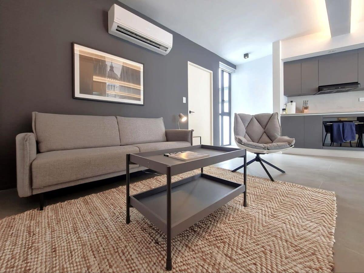 Designer 2Br With Pool In Casco Antiguo Apartment Panama City Ngoại thất bức ảnh